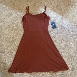volcom maroon dress. size xs